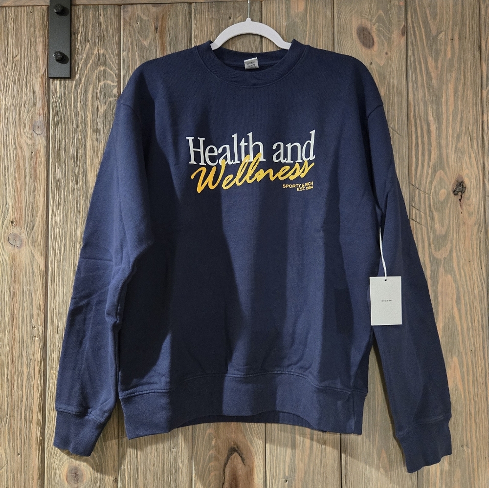 Sporty and rich wellness crewneck